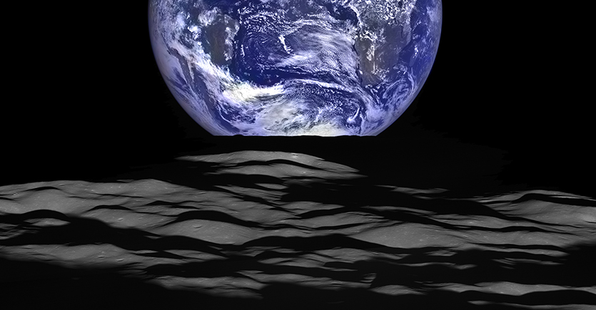 画像：月から見た地球